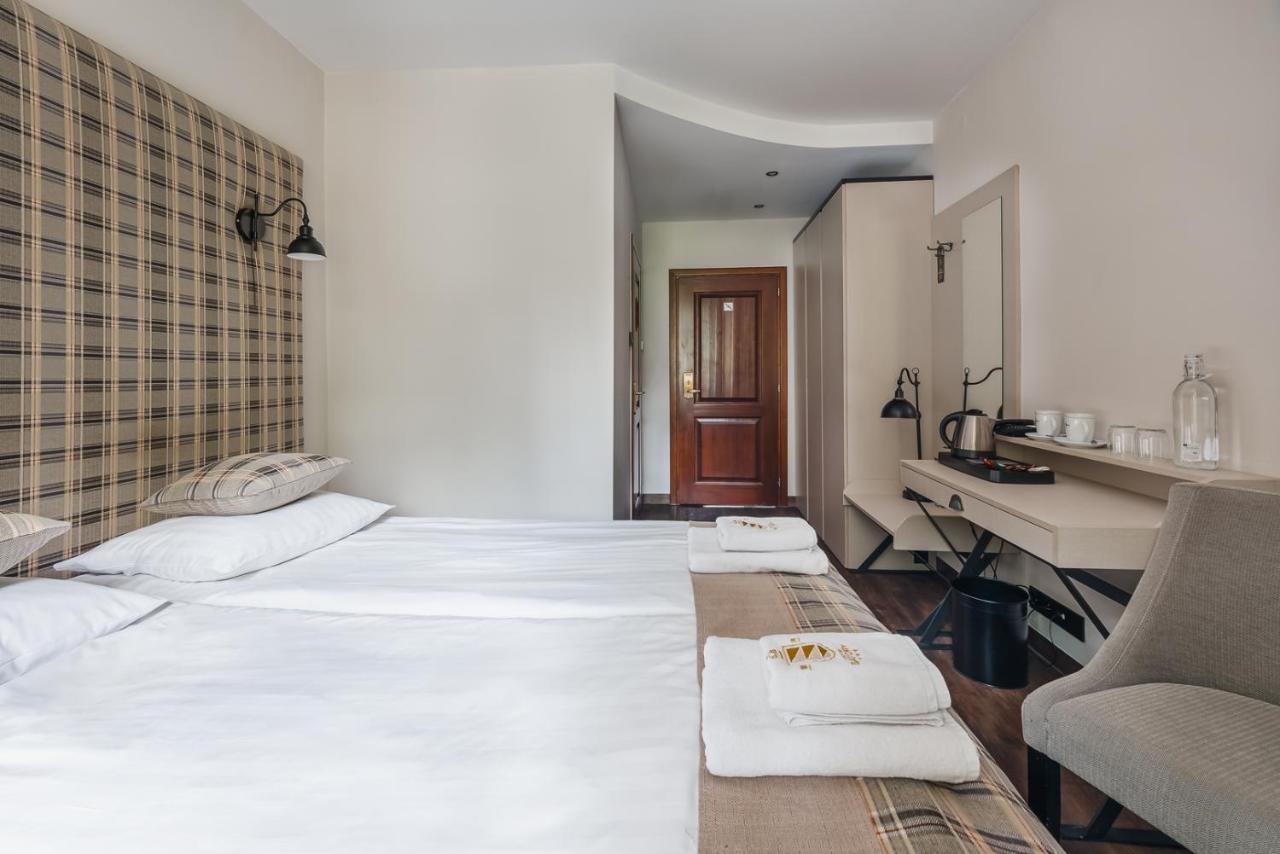 Hotel Batory ชซาฟนีซา ภายนอก รูปภาพ